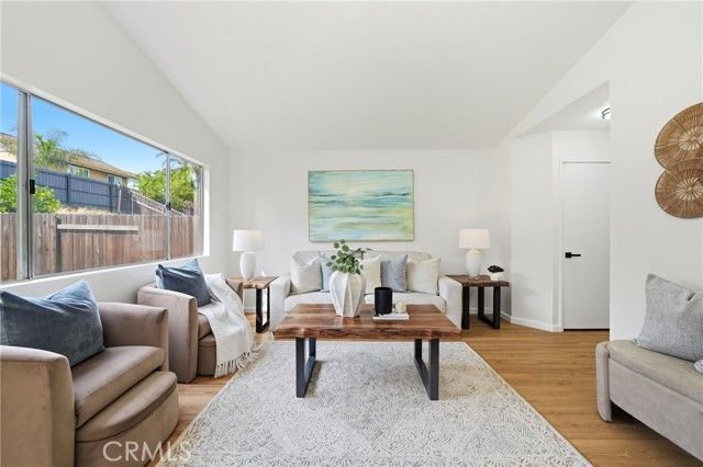 14751 Mountain High, Fontana, CA 92337