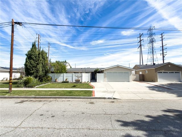 8224 Guava, Buena Park, CA 90620