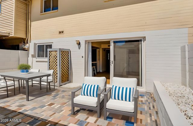 1542 W CAMPBELL Avenue, Phoenix, AZ 85015