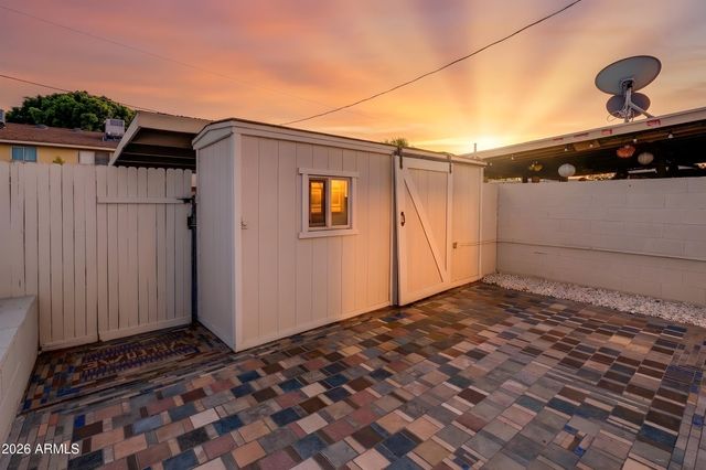 1542 W CAMPBELL Avenue, Phoenix, AZ 85015
