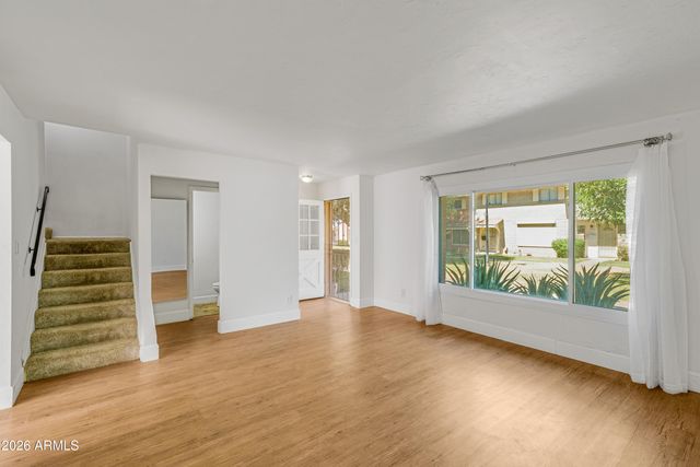 1542 W CAMPBELL Avenue, Phoenix, AZ 85015