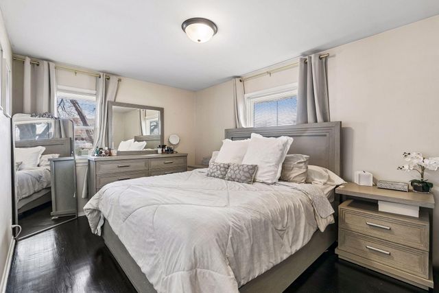 3708 W Old Shakopee Road, Bloomington, MN 55431