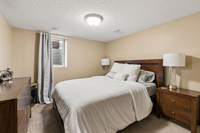 3708 W Old Shakopee Road, Bloomington, MN 55431