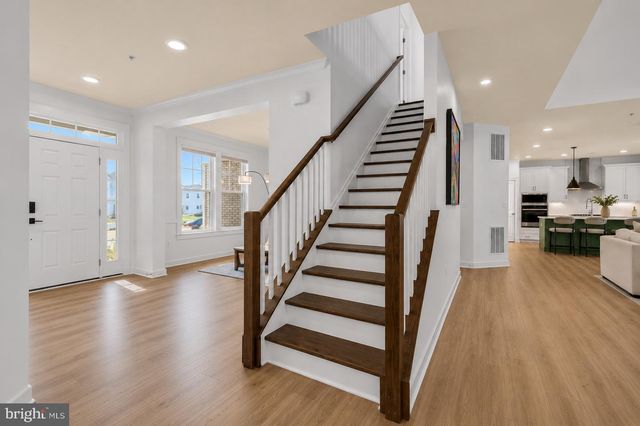 428 MEADOW CREEK DR, Bowie, MD 20716