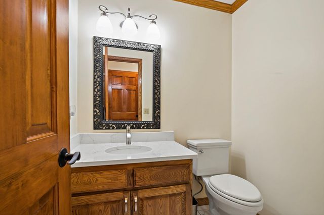 1316 Summit Oaks Drive, Burnsville, MN 55337