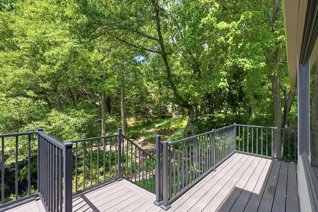 1316 Summit Oaks Drive, Burnsville, MN 55337
