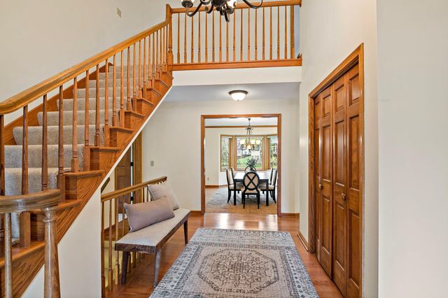 1316 Summit Oaks Drive, Burnsville, MN 55337