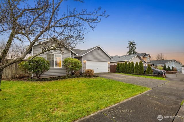 10706 59th Drive NE, Marysville, WA 98270