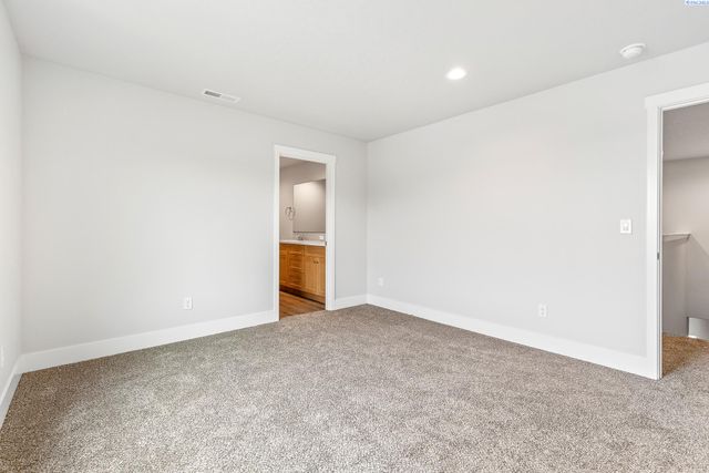 7461 Grapevine Ct, West Richland, WA 99353