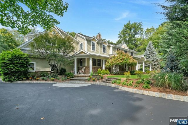 85 Vanderbeck Lane, Mahwah, NJ 07430