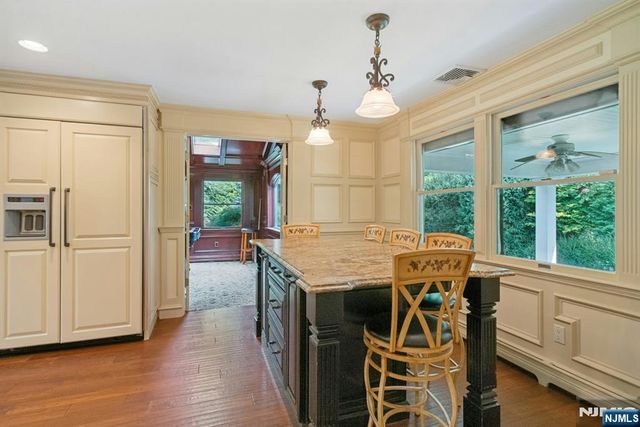 85 Vanderbeck Lane, Mahwah, NJ 07430