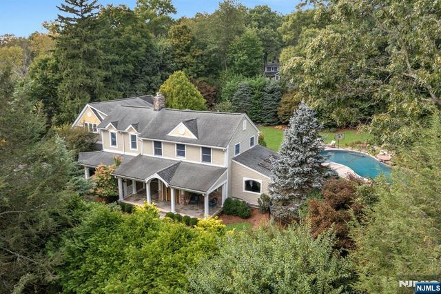 85 Vanderbeck Lane, Mahwah, NJ 07430