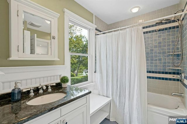 85 Vanderbeck Lane, Mahwah, NJ 07430