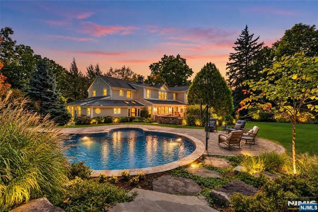 85 Vanderbeck Lane, Mahwah, NJ 07430