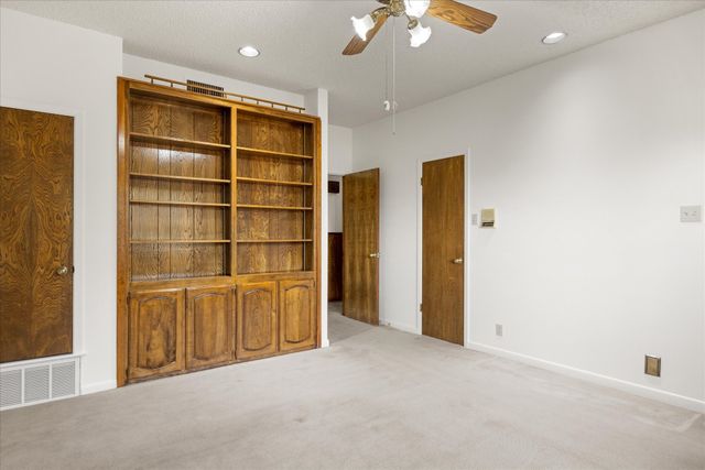 5116 Fairway Circle, Granbury, TX 76049