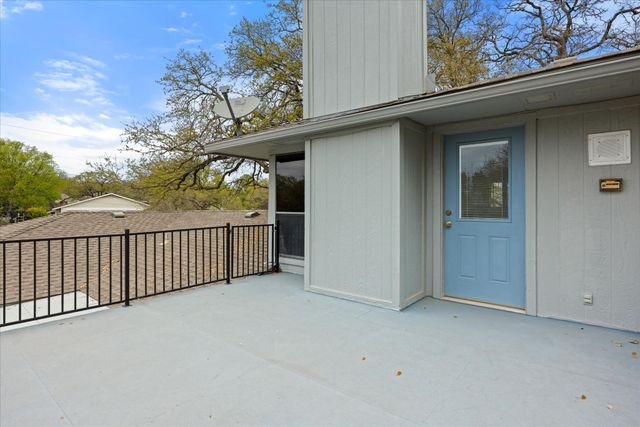 5116 Fairway Circle, Granbury, TX 76049