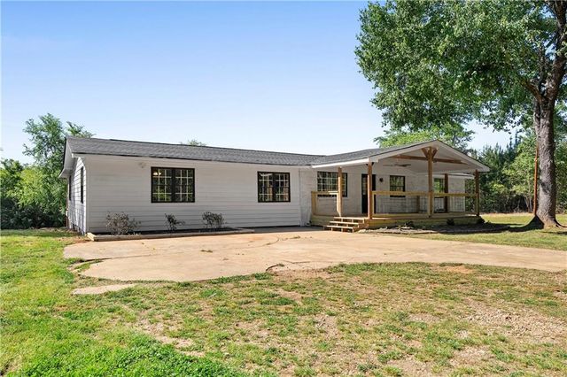 2486 Pleasant Grove Road, Yatesville, GA 31097