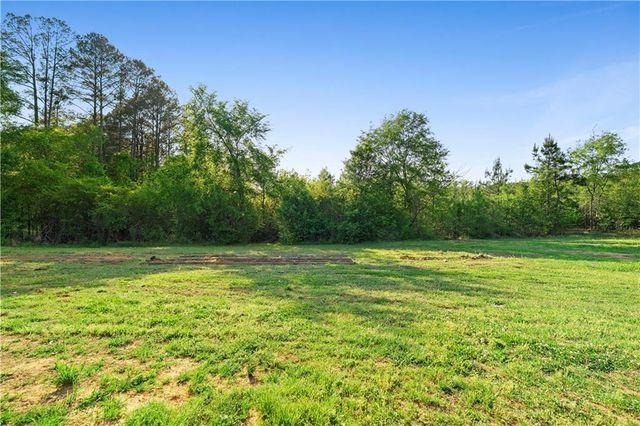 2486 Pleasant Grove Road, Yatesville, GA 31097