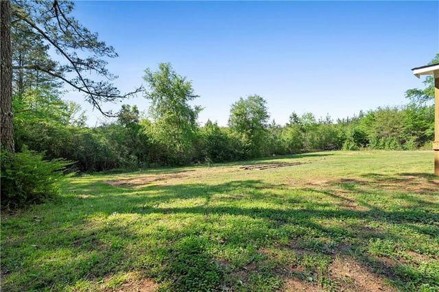 2486 Pleasant Grove Road, Yatesville, GA 31097