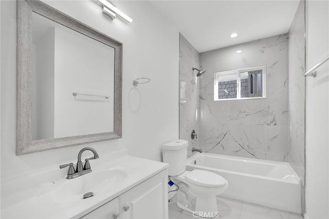13018 Valleyheart Drive 8, Studio City, CA 91604