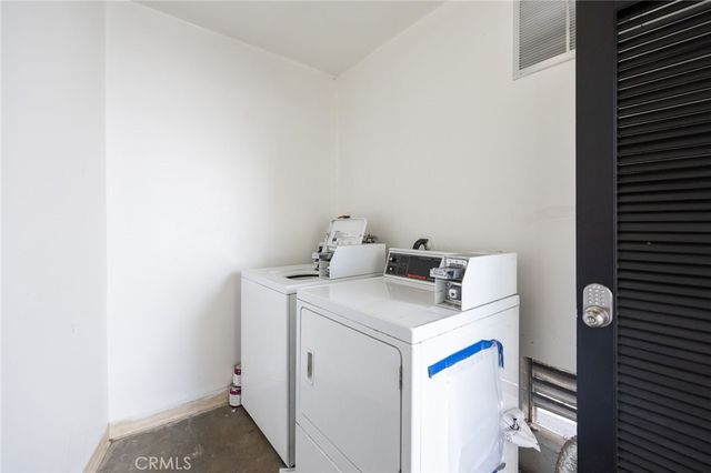 13018 Valleyheart Drive 8, Studio City, CA 91604