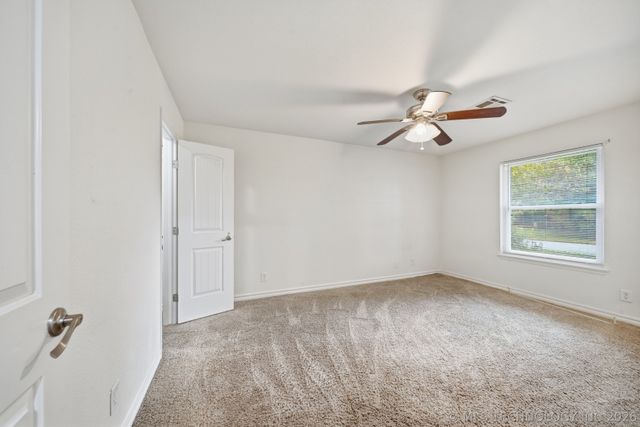 4331 S Detroit Avenue, Tulsa, OK 74105