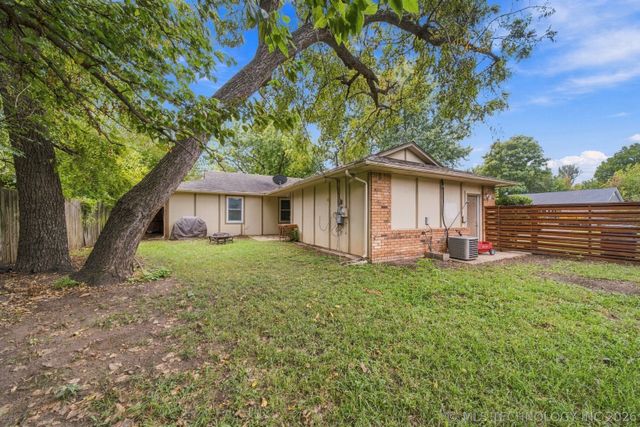 4331 S Detroit Avenue, Tulsa, OK 74105
