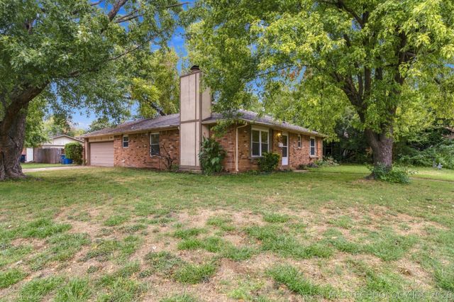 4331 S Detroit Avenue, Tulsa, OK 74105