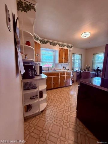 2060 Christner Street, Burton, MI 48519