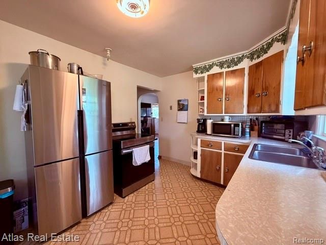 2060 Christner Street, Burton, MI 48519
