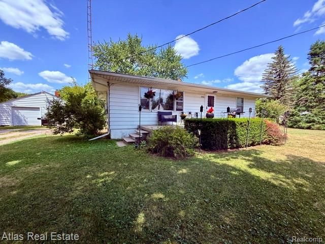 2060 Christner Street, Burton, MI 48519