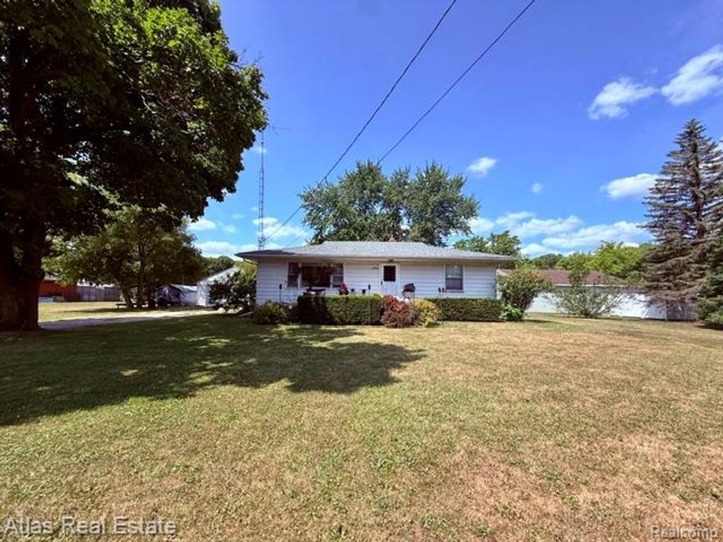 2060 Christner Street, Burton, MI 48519