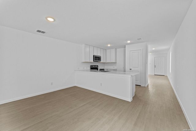 2407 Vireo Way, San Antonio, TX 78253