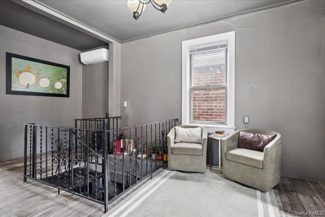 2760 Hering Avenue, Bronx, NY 10469