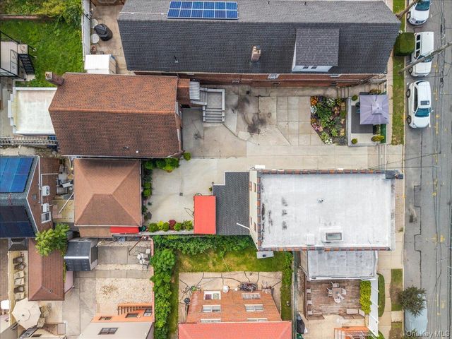 2760 Hering Avenue, Bronx, NY 10469