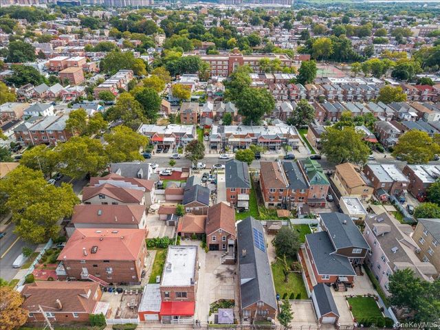 2760 Hering Avenue, Bronx, NY 10469