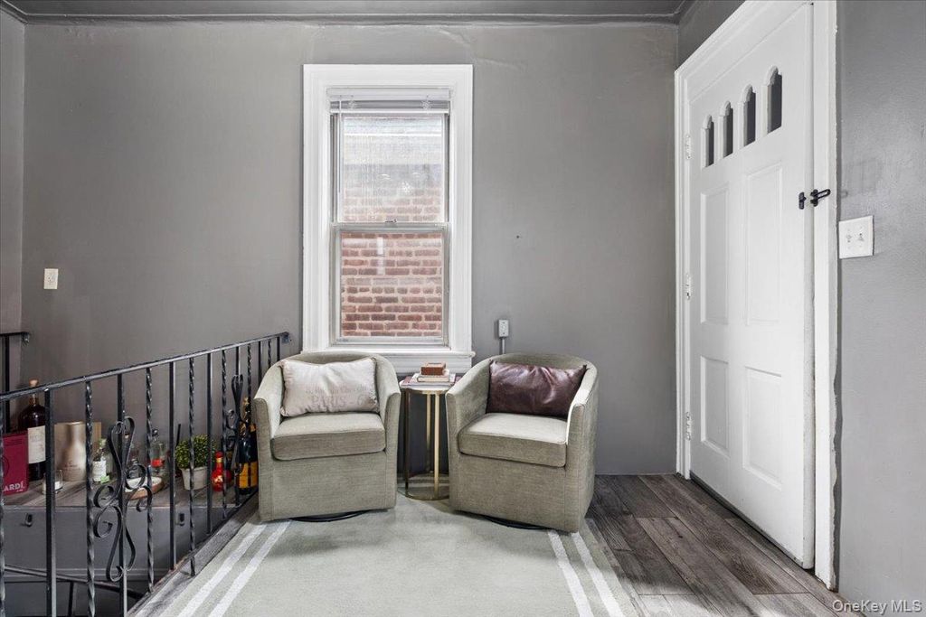 2760 Hering Avenue, Bronx, NY 10469 — photo 3
