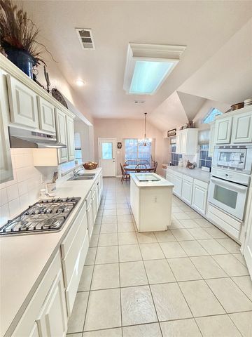 2508 Kariba Lane, Denton, TX 76210