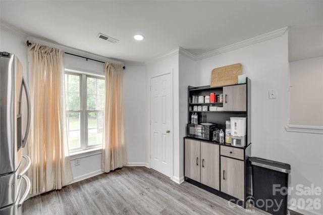 7442 Crestside Lane, Charlotte, NC 28227