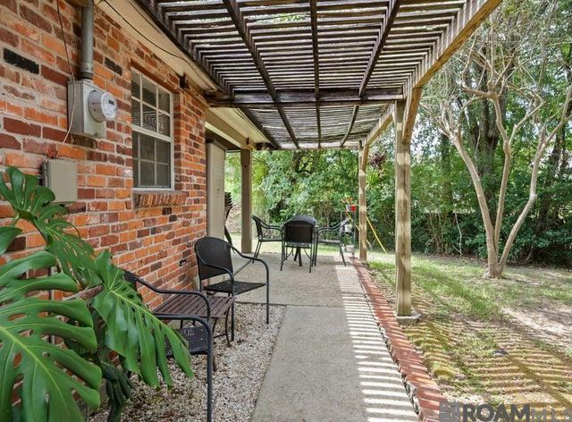 8064 Poirier Pl, Baton Rouge, LA 70806