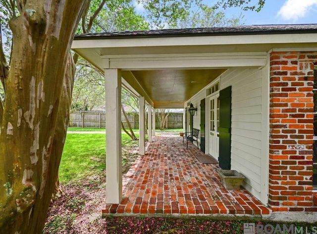 8064 Poirier Pl, Baton Rouge, LA 70806