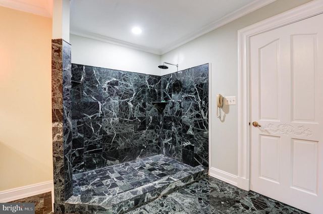 11501 SKIPWITH LN, Potomac, MD 20854