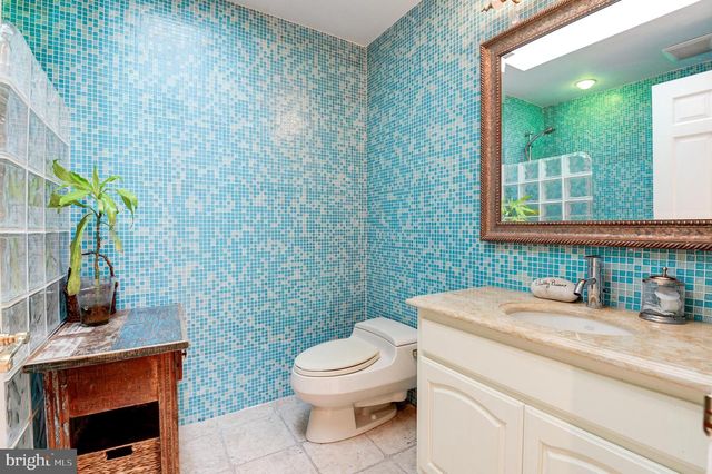 11501 SKIPWITH LN, Potomac, MD 20854