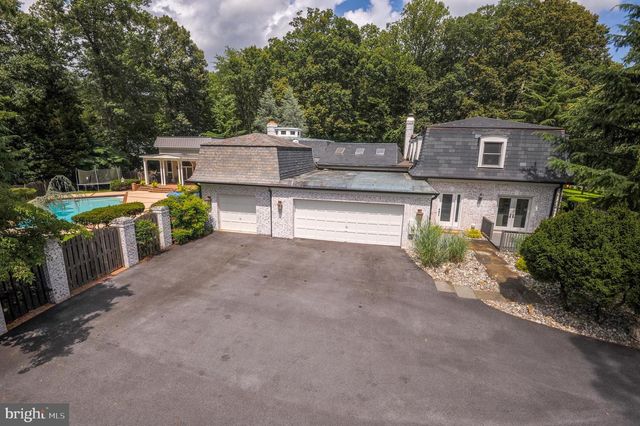 11501 SKIPWITH LN, Potomac, MD 20854