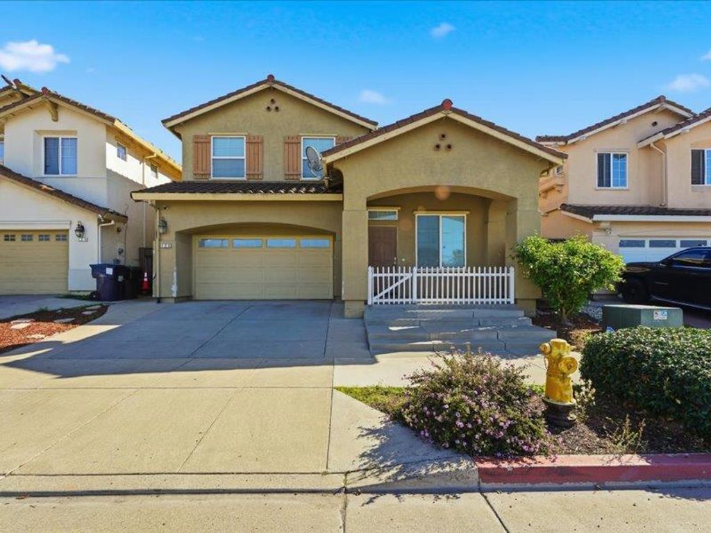 729 Vista Montana Drive, Watsonville, CA 95076