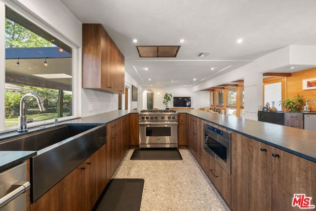 6202 N Willard Avenue, San Gabriel, CA 91775