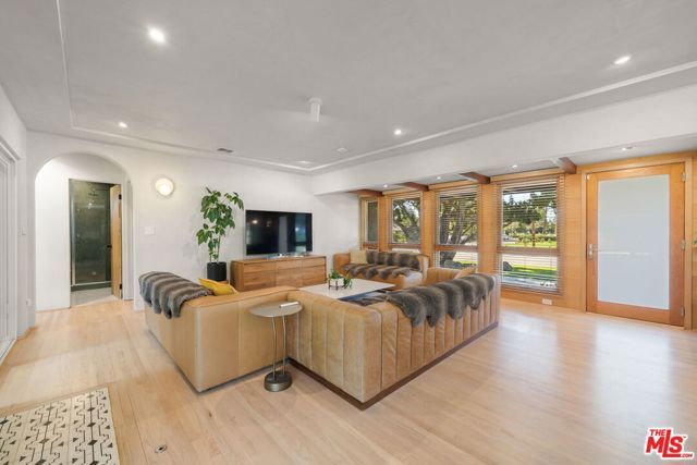 6202 N Willard Avenue, San Gabriel, CA 91775