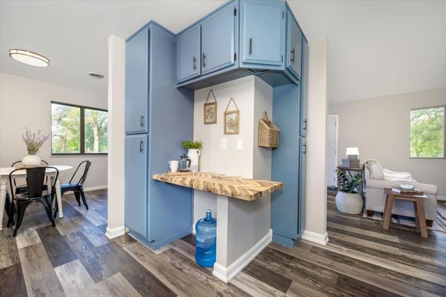 11365 Shadow Ln, Browns Valley, CA 95918