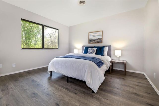 11365 Shadow Ln, Browns Valley, CA 95918
