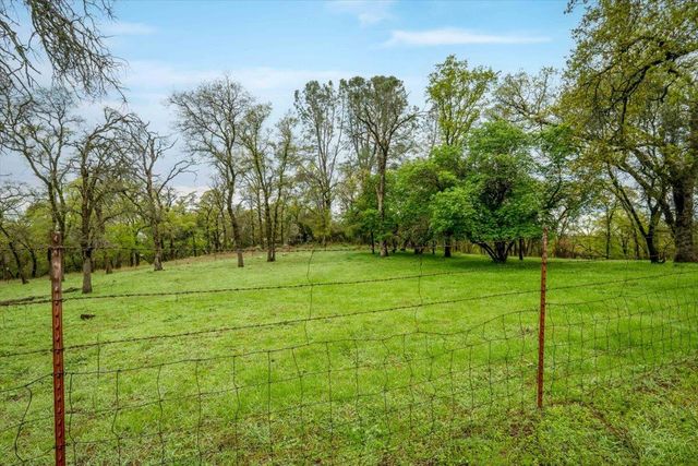 11365 Shadow Ln, Browns Valley, CA 95918